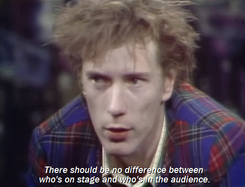 Sex Pistols whos on stage